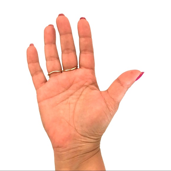 LC Gold and CZ Two Finger Ring Size 6/7  EUC! - Picture 8 of 8